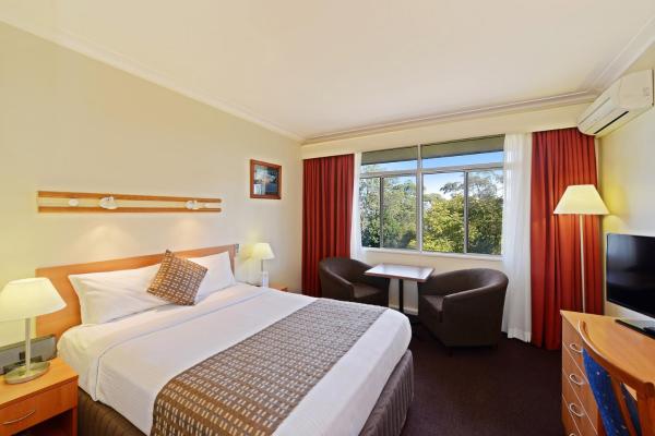 Comfort Inn North Shore Hotel