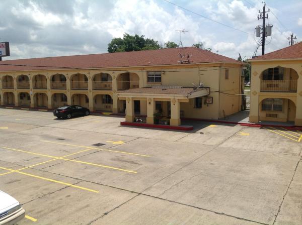 Guest Inn & Suites