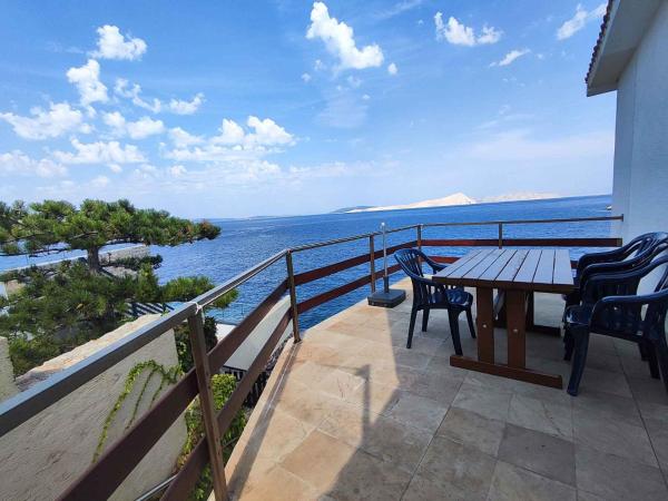 Apartment Starigrad - Senj 1