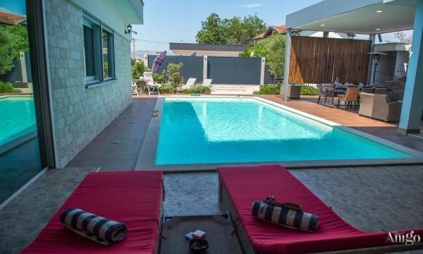 Villa Vie Luxury Retreat, Забронировать Вилла Отели Мостар с парковкой, Парковка