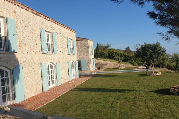 Magnificent Stone House Villa 14 beds 7 en-suite rooms Çeşme (450 m2 6500 land)