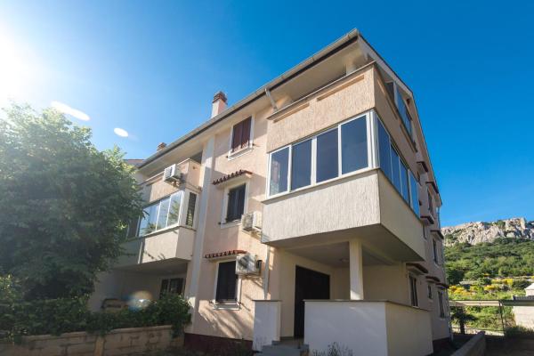 Apartments with parking space Baska, Krk - 19480, Забронировать Апартаменты/квартира Башка остров Крк