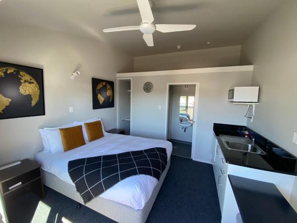 LKNZ Lodge & Cafe