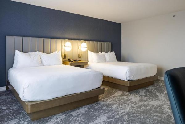 The Strathallan - a DoubleTree by Hilton, Забронировать Отель Рочестер Finger Lakes