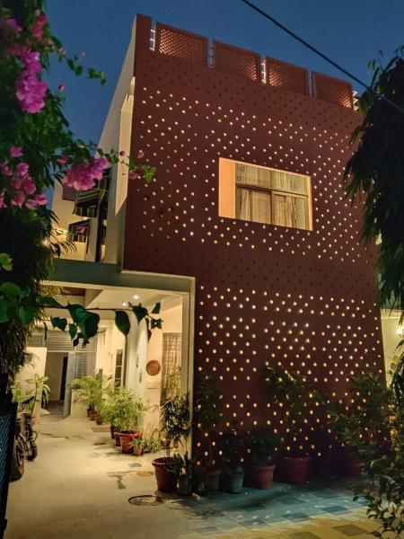 Kalpana Yoga Homestay, Забронировать Отель Недорогие отели штата Раджастхана, недорогие