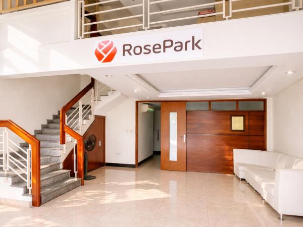 RosePark Tuan Chau, Забронировать Отель «постель и завтрак» Отели Халонг с парковкой, Парковка