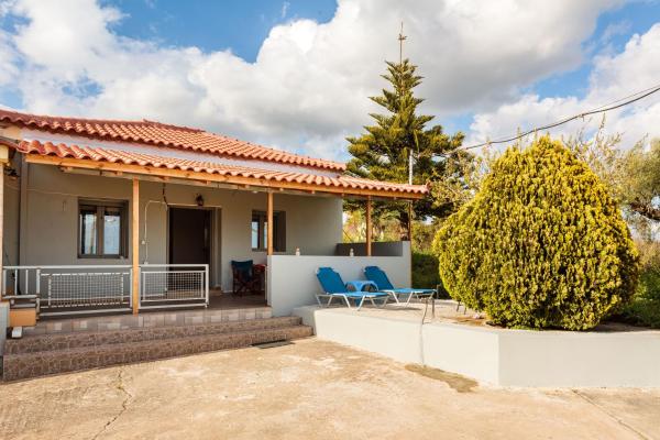 Makarounis Athanasios Traditional Apartments(Ξενώνας), Забронировать Апартаменты/квартира Недорогие отели Messinia, недорогие