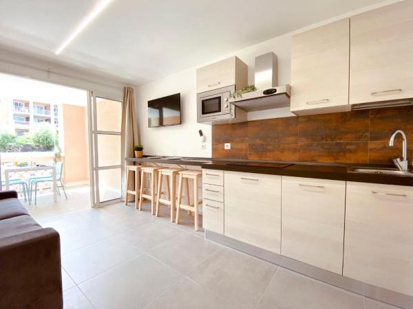 Studio L\Esquinade - J2 206 by Interhome, Забронировать Апартаменты/квартира Отели Var coast с парковкой, Парковка