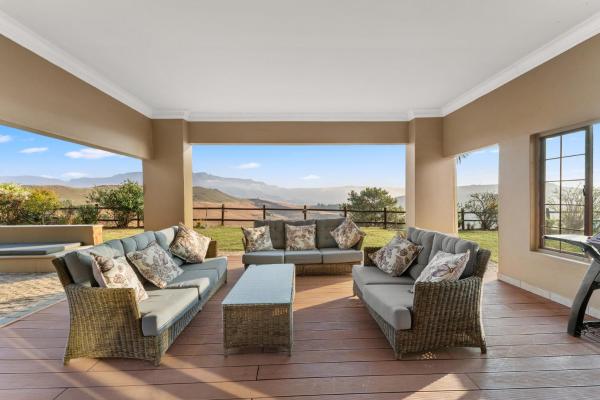 Drakensberg Luxury Accommodation - Misty Ridge