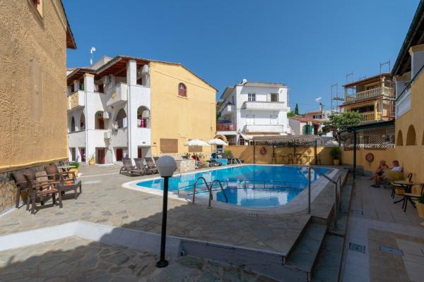 Bella Grecia Studios and Apartments By Hotelius