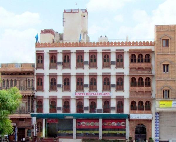 Hotel Royal Plazo