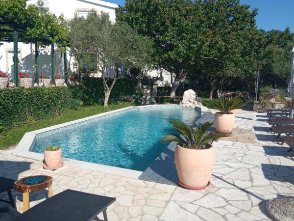 KATY&MLADEN, Забронировать Апартаменты/квартира Башка остров Крк, рядом с St. Lucy Church in Jurandvor