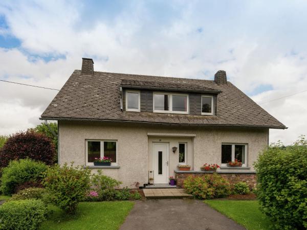 Chic Holiday Home In Pont Malmedy With Sauna Terrace Bbq