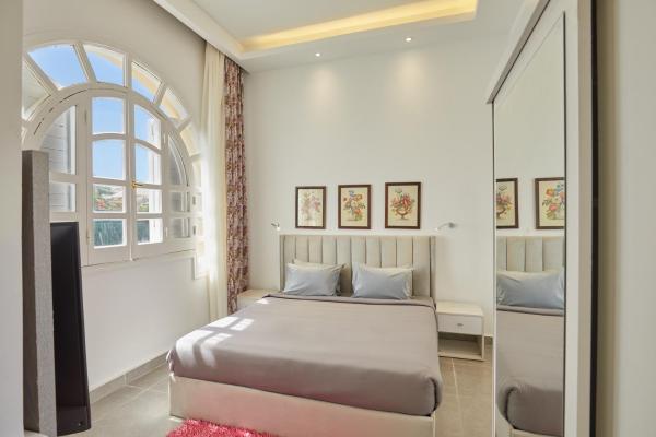 Le Royal Marina Hotel