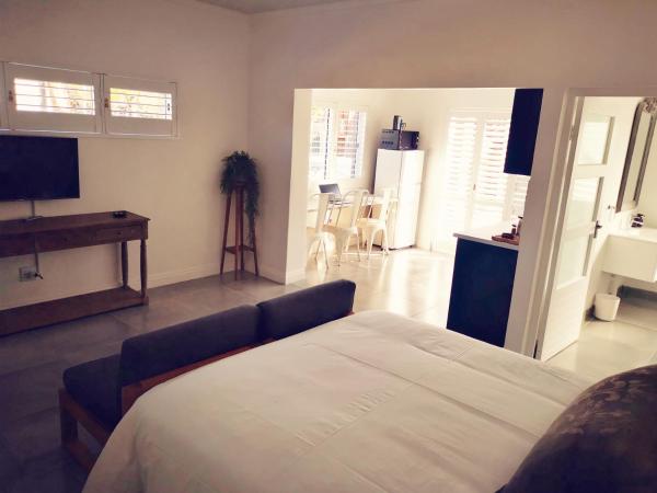 10 Jock Meiring Guesthouse unit 1