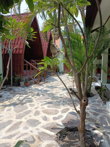 Gili Mesari Cottages & Homestay, Забронировать Проживание в семье Недорогие отели островов Гилей, недорогие