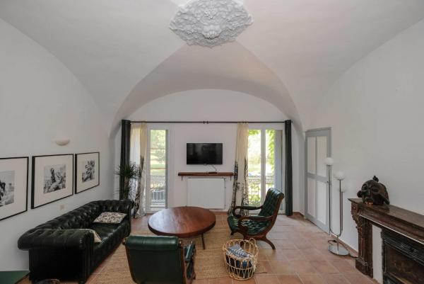 Villa des Antiquaires, Забронировать Апартаменты/квартира Бедарье 