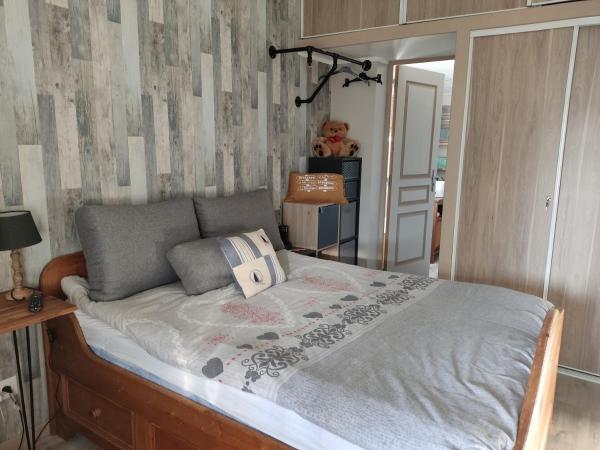 chambre indépendante, Забронировать Проживание в семье Гюжан-Местрас Бассен-д'Аркашон