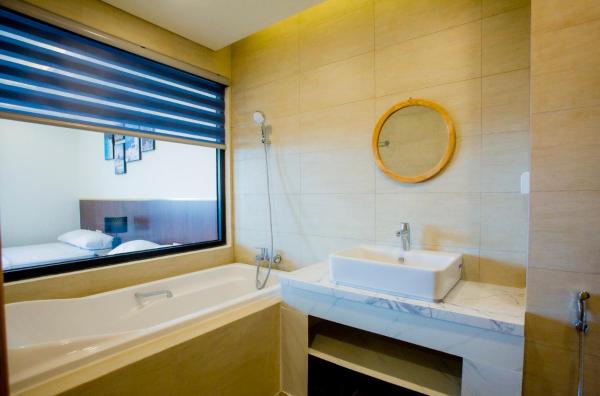 FLC ưu đãi khủng, phòng giường đôi 49m2