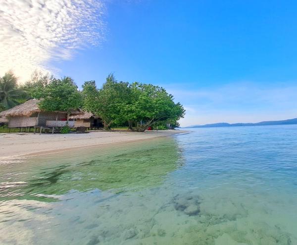 Raja Ampat Jousuba Homestay, Забронировать Проживание в семье Minyaifuin Раджа-Ампат