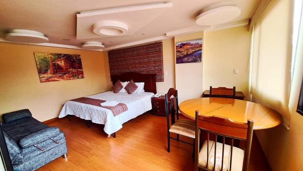 Hotel Xilon Resort Plaza, Забронировать Отель Отели в центре Пасто, в центре