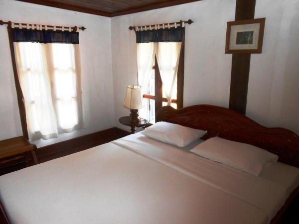 Ouis Guesthouse