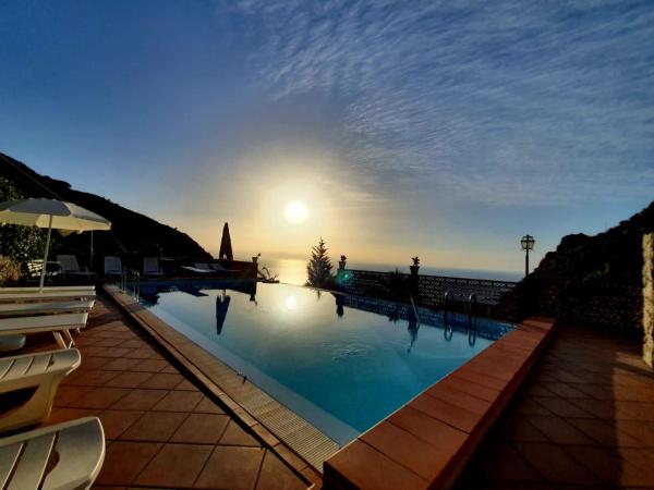 VILLA ZEN TAORMINA, Забронировать Курортный отель Курортные отели Таормина, Курортный отель
