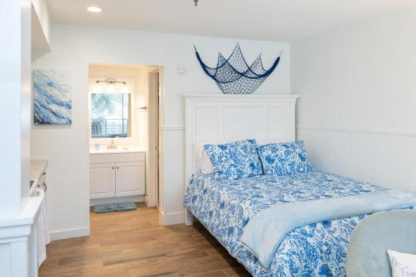517 Sunsuite