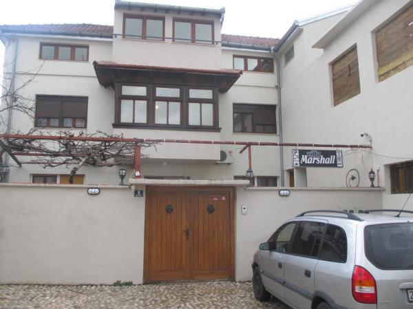 B&B Marshall