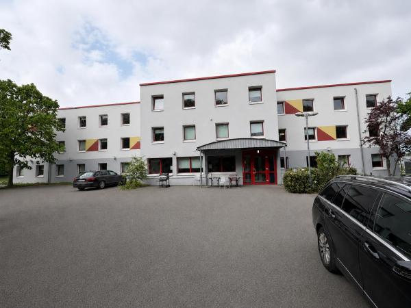 Two7 Hotel