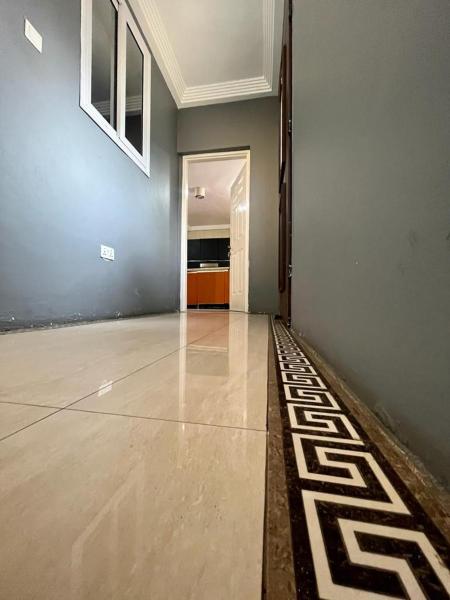 Dream Court Apartment