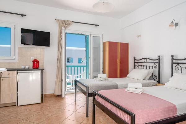 Ornos Suites