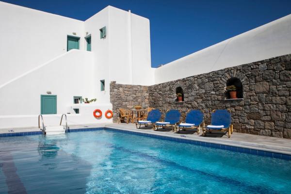 Ornos Suites