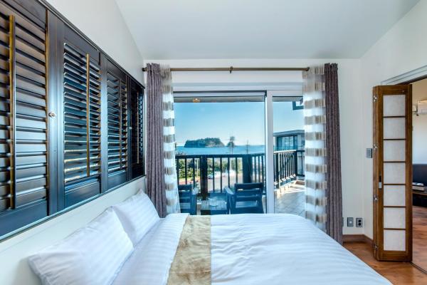 T Island Resort