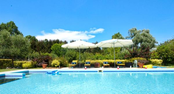 CA' LEONE - Sans Souci - Apartment in Villa with Pool