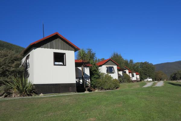Tophouse Mountainview Cottages, Забронировать Шале Сент-Арнод 