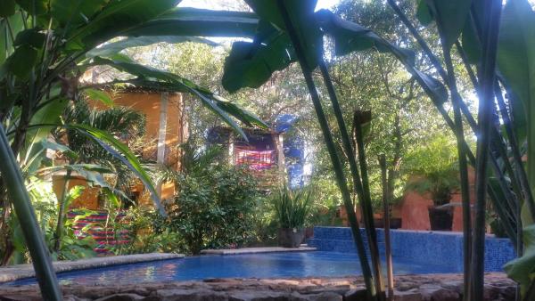 Casa Axis Mundi Raw and Vegan B&B