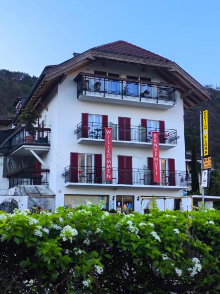 Pension Flora