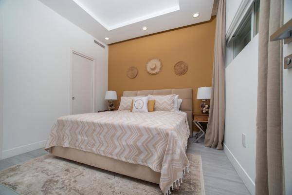 Luxury 1 bed apartment near Seven Mile Beach at The Grove - Villa Gypsy Soul