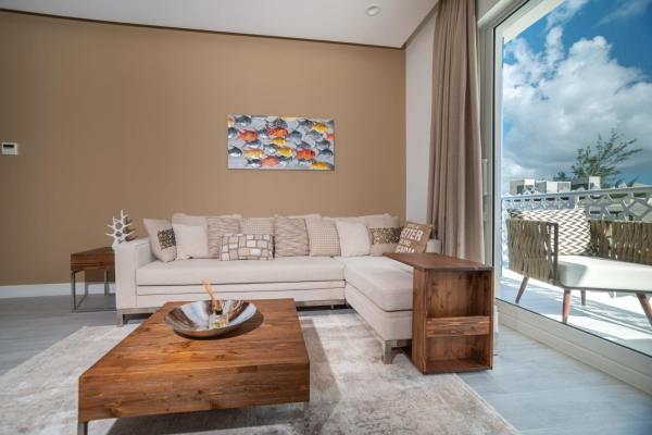 Luxury 1 bed apartment near Seven Mile Beach at The Grove - Villa Gypsy Soul