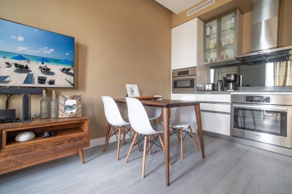 Luxury 1 bed apartment near Seven Mile Beach at The Grove - Villa Nature Bliss