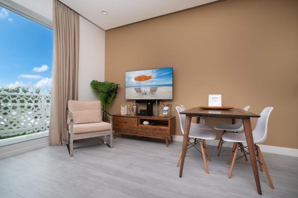 Luxury 1 bed apartment near Seven Mile Beach at The Grove - Villa Nature Bliss