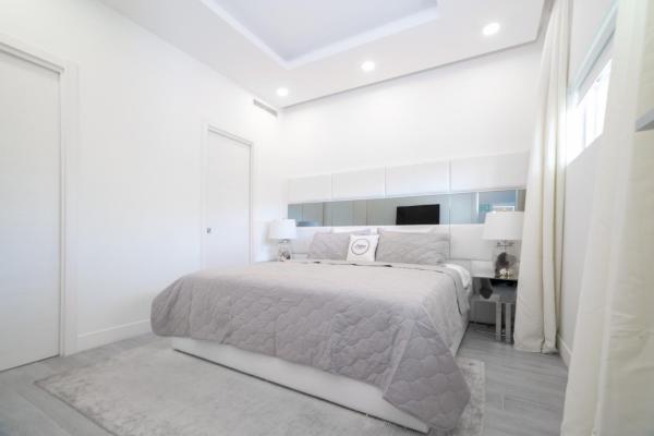 Luxury 1 bed apartment near Seven Mile Beach at The Grove - Villa Deluxe