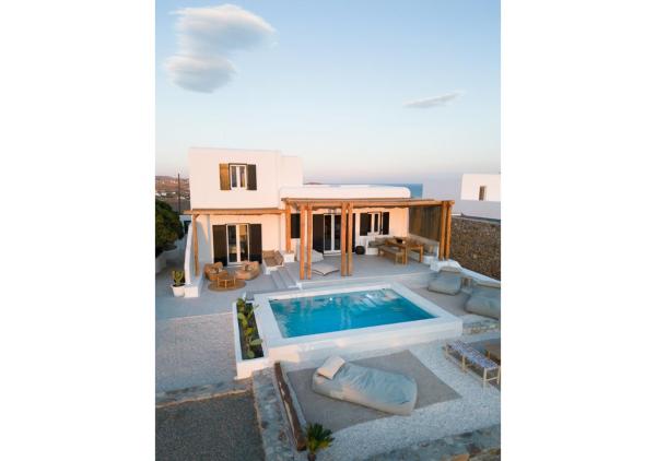 Saint L Heated Pool Sunset Villa- Three Bedrooms