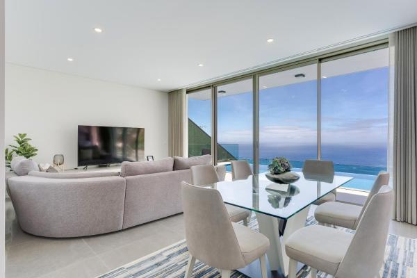 Luxury Villa Bianca by Holiday Rental Madeira