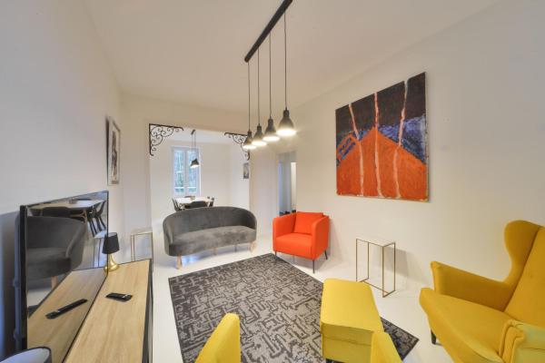 Maison By Logis - Appartement T4 - La Maison d'Hestia, Забронировать Апартаменты/квартира Вьерзон Cher, рядом с Vierzon Hospital