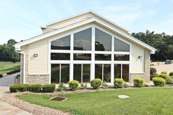 Crown Pointe Lodge; BW Signature Collection, Забронировать Отель Фармингтон Озакр