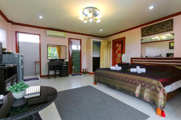 The Phen House