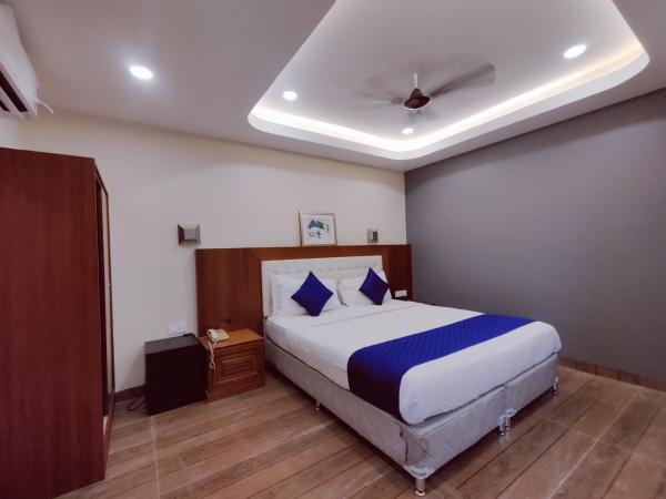 Hotel The Prime, Забронировать Отель Отели Hyderabad Region с парковкой, Парковка