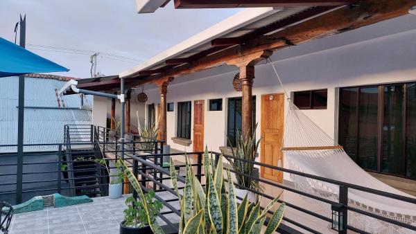 Terraza Catedral Hostel, Забронировать Хостел Хостелы Леона, Хостел